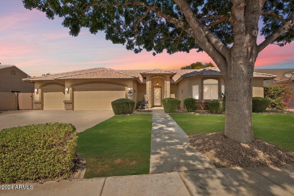 Property Photo:  20416 E Bronco Drive  AZ 85142 