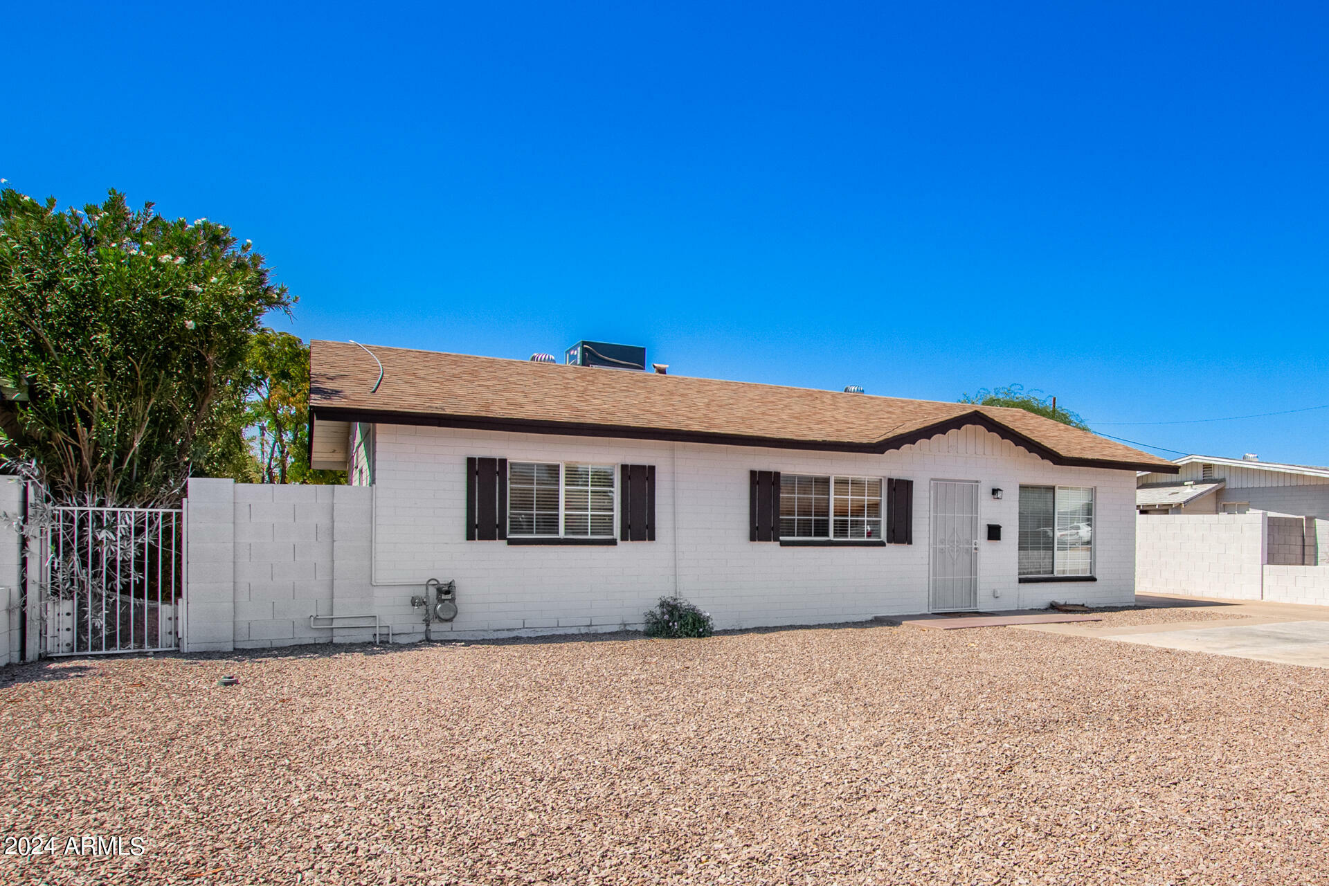 Property Photo:  452 S Fraser Drive  AZ 85204 