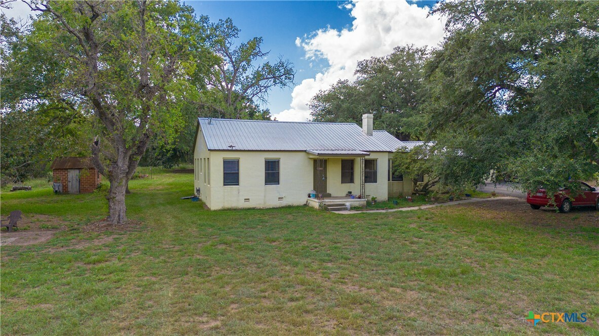 Property Photo:  9500 S State Highway 123  TX 78155 