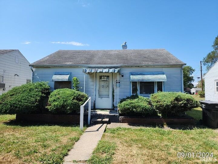 221 N Wellington Street  South Bend IN 46619-1873 photo