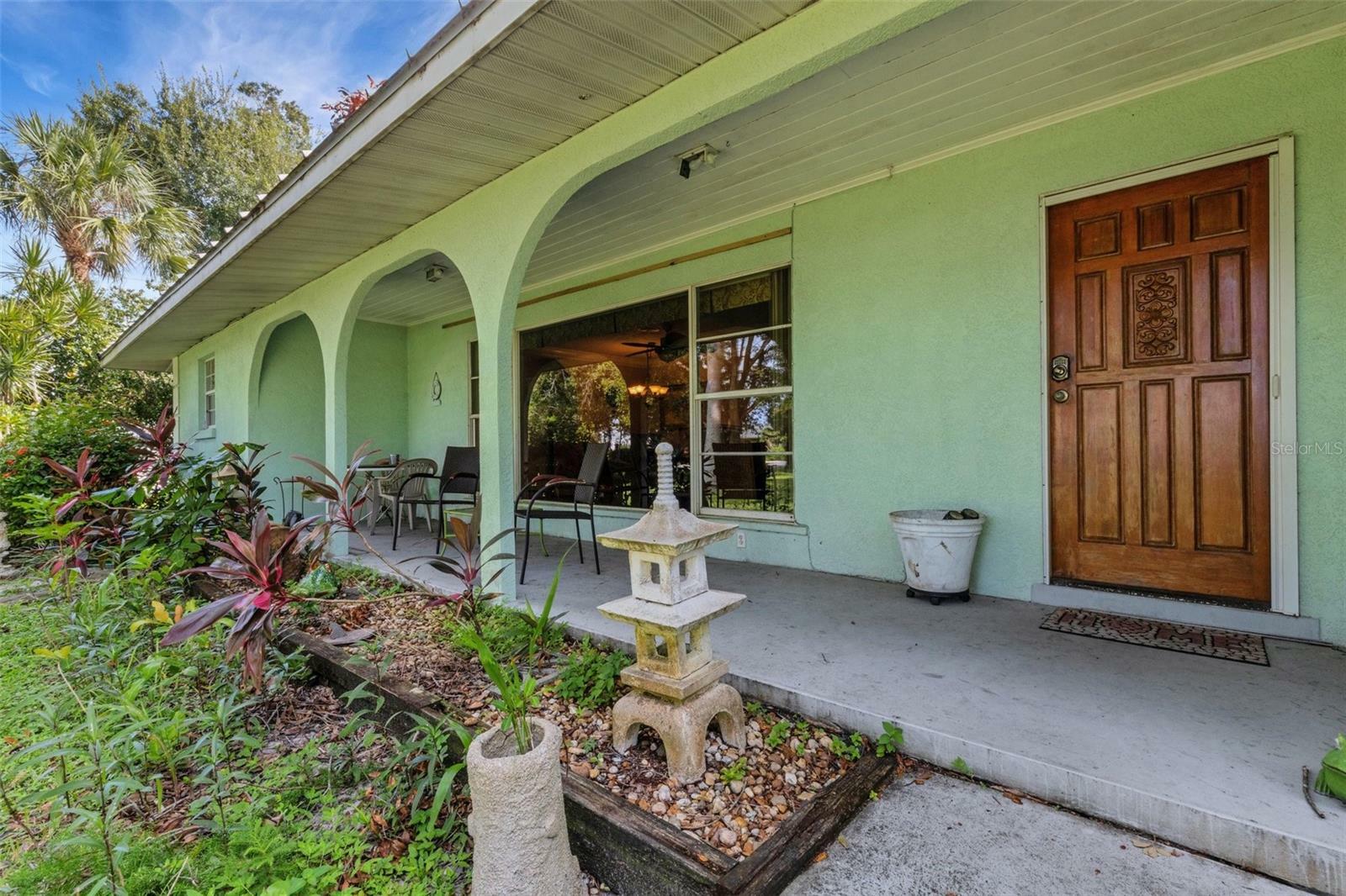 Property Photo:  2403 Palma Sola Boulevard  FL 34209 