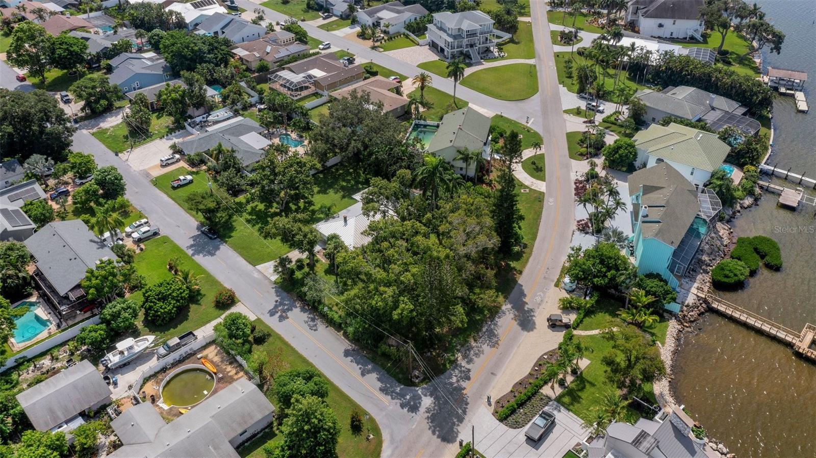 Property Photo: 2403 Palma Sola Boulevard FL 34209