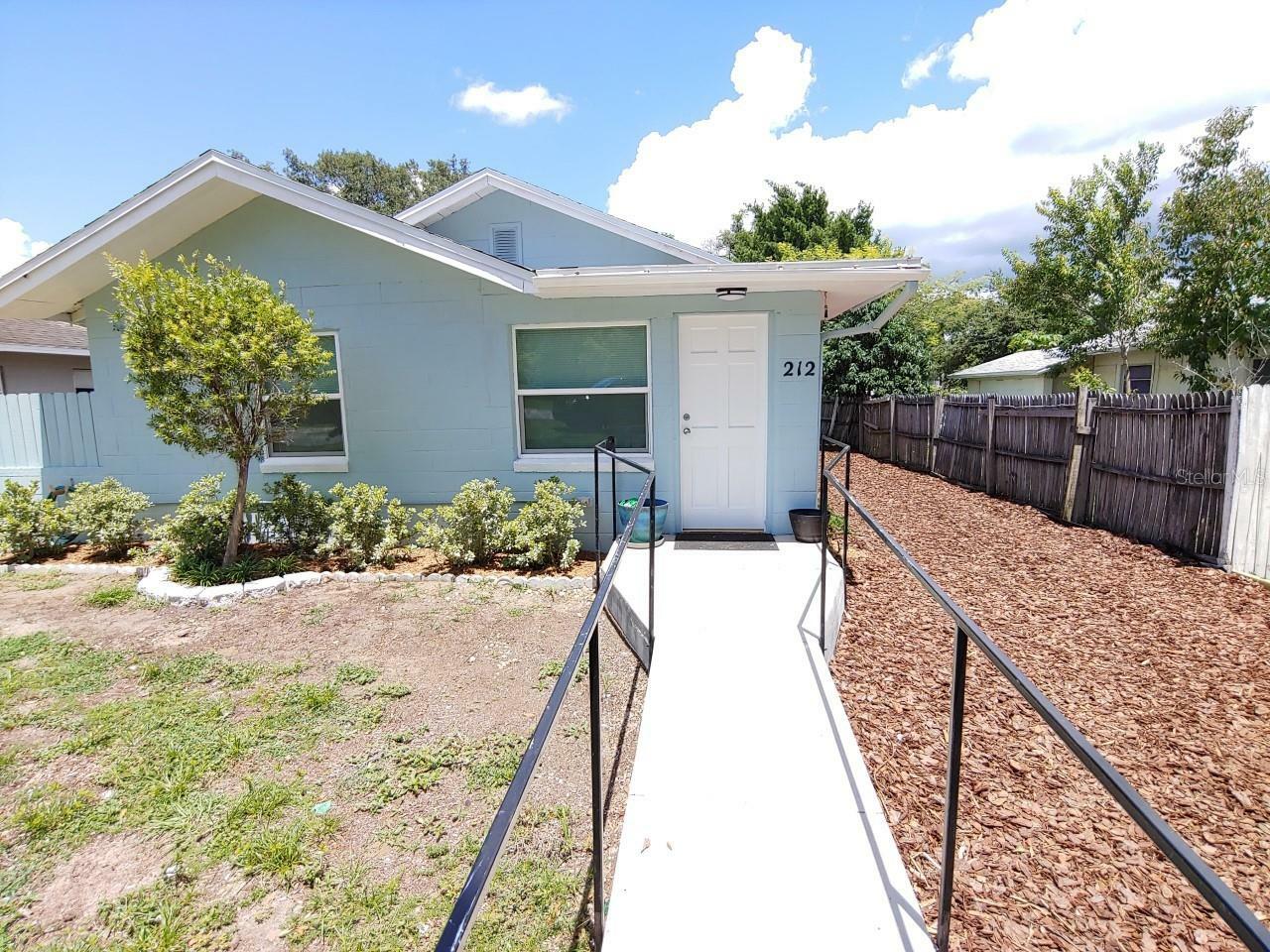 Property Photo:  212 W Central Avenue  FL 34737 