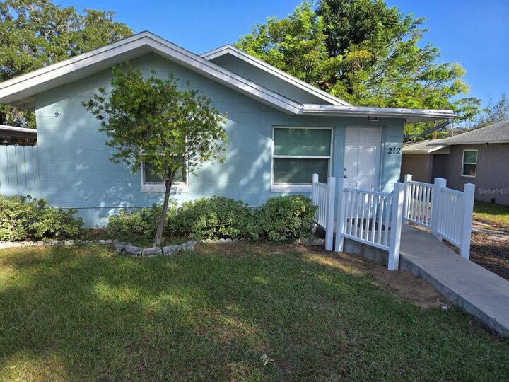 Property Photo:  212 W Central Avenue  FL 34737