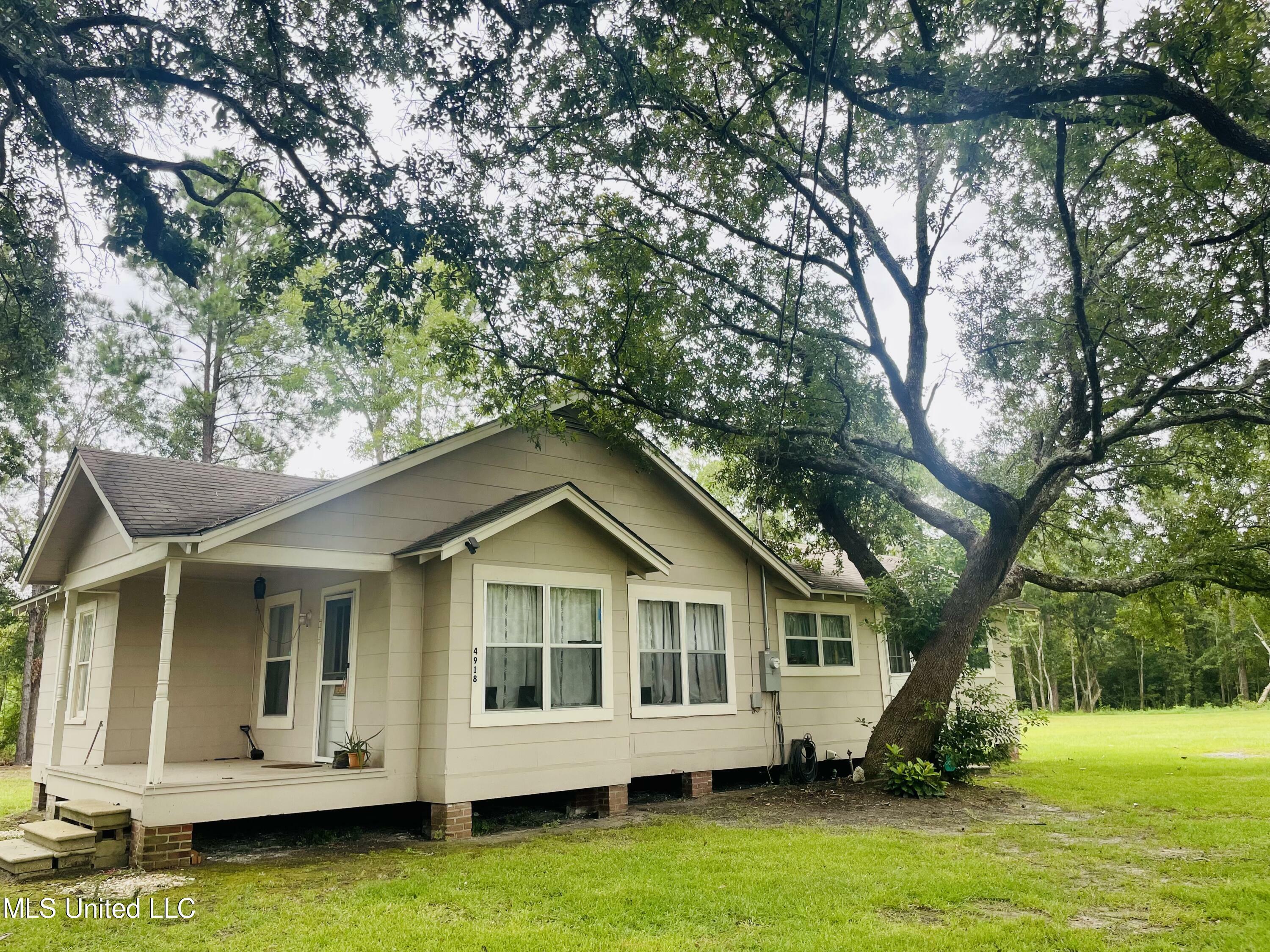 Property Photo:  4918 Martin Street  MS 39563 