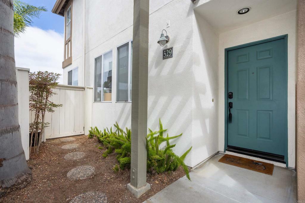 Property Photo:  529 Sweet Pea Place  CA 92024 