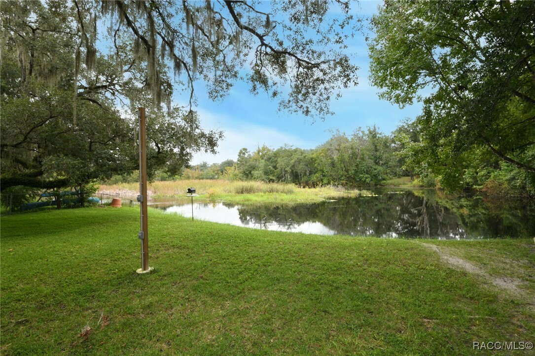 Property Photo:  1179 N Point Lonesome Road  FL 34453 