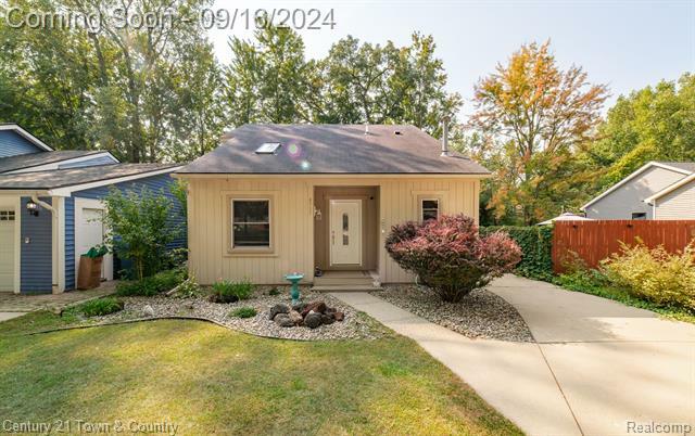 Property Photo:  5727 Prentis Road  MI 48327 