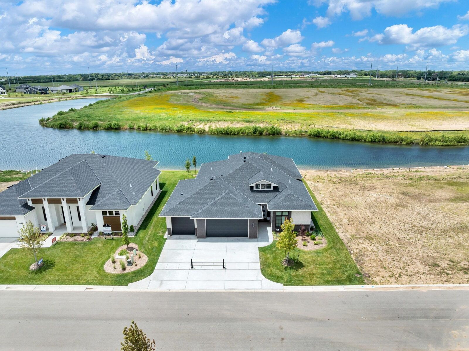 Property Photo:  8373 W Waterway Ct  KS 67101 