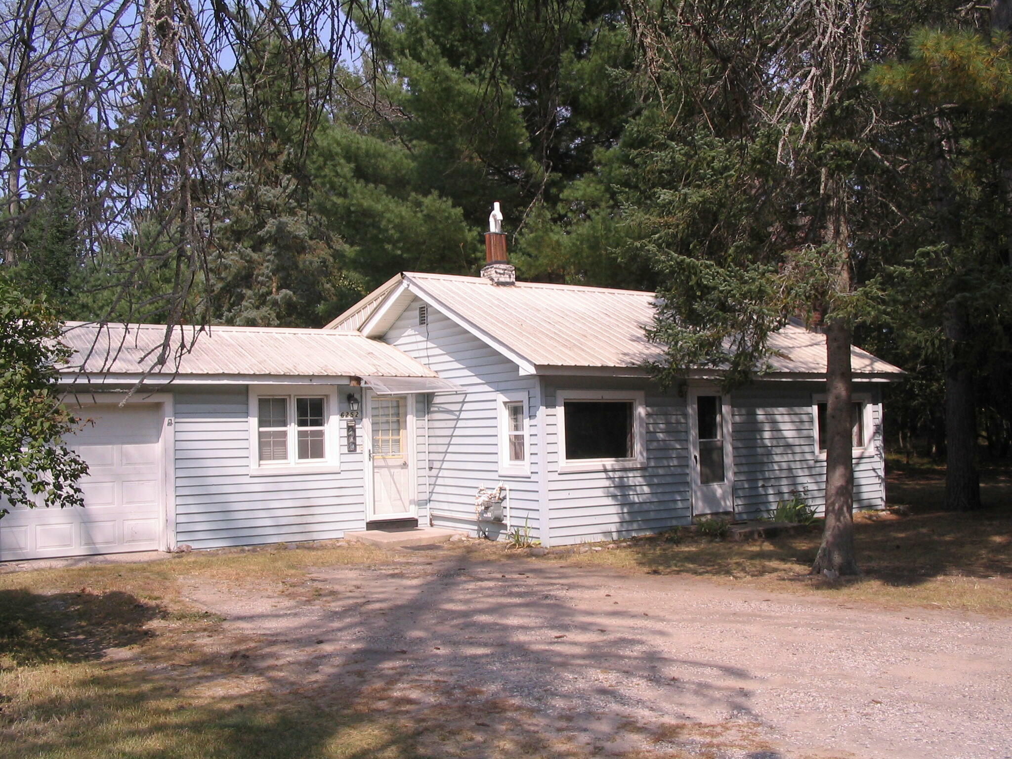 Property Photo:  6252 Old Lake Road  MI 49738 