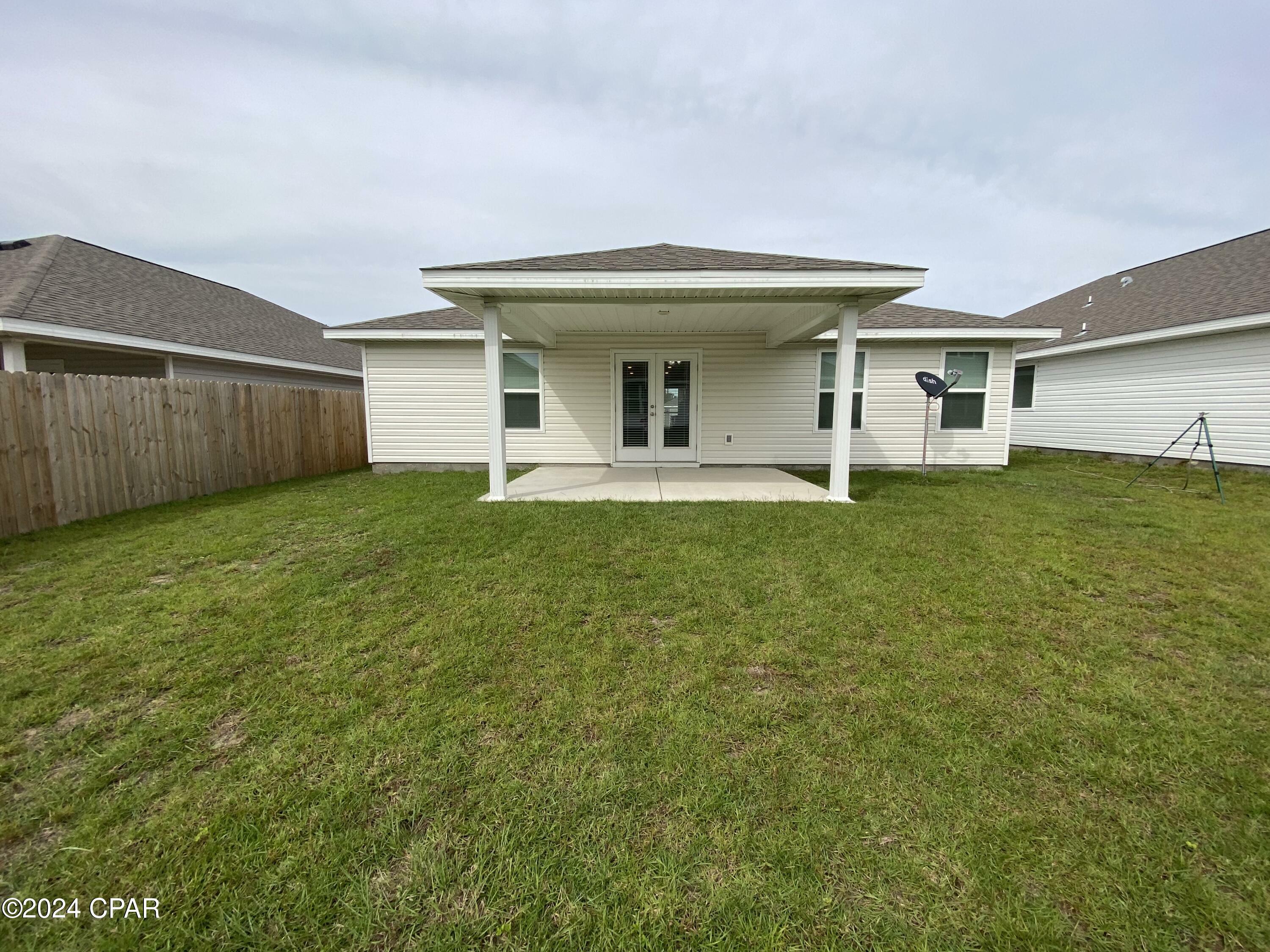 Property Photo:  4083 Silver Spur Road  FL 32404 