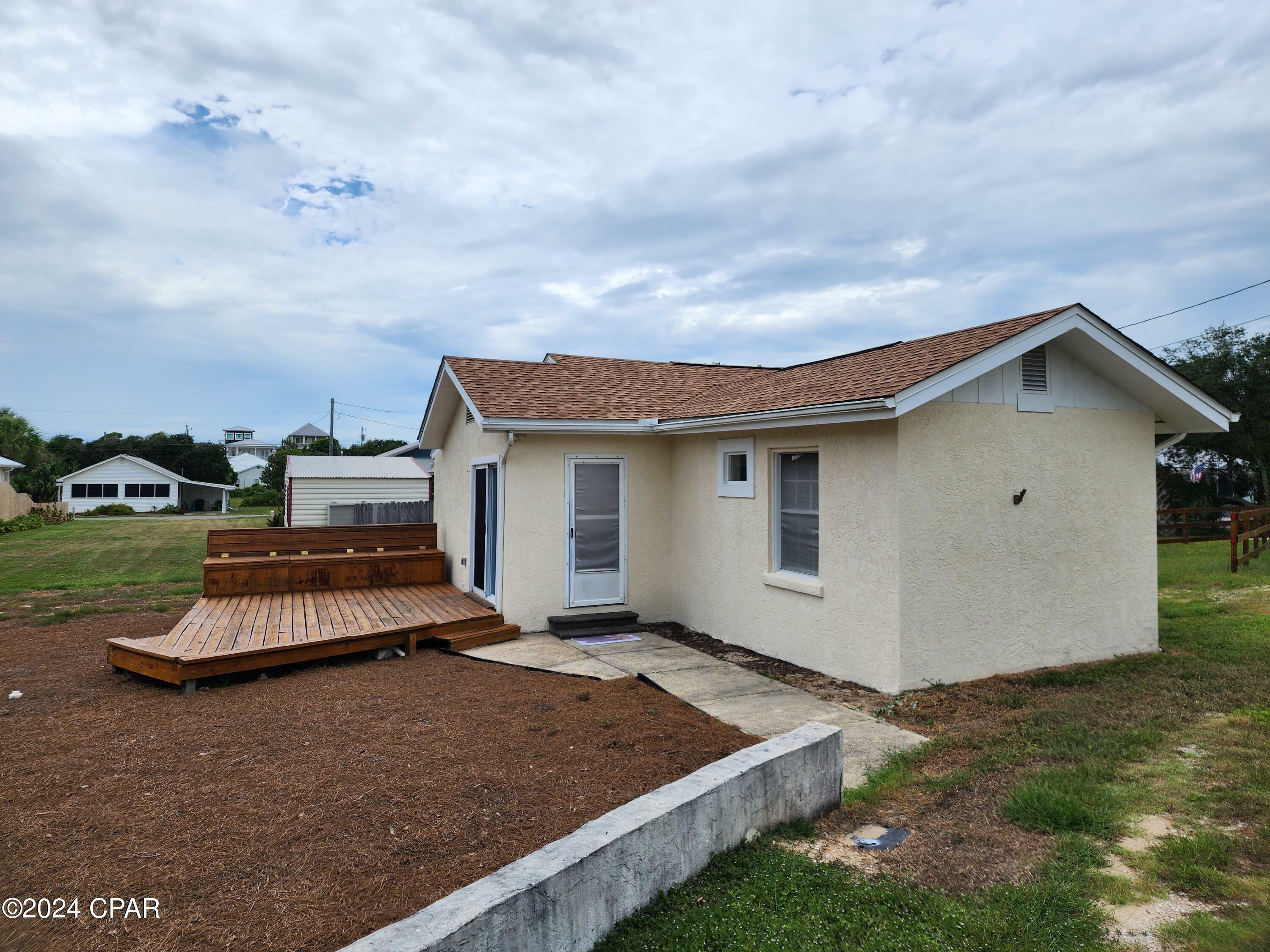 Property Photo:  205 1st Street  FL 32413 