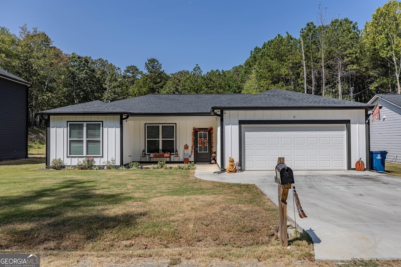 Property Photo:  18 Holland Drive SW  GA 30165 