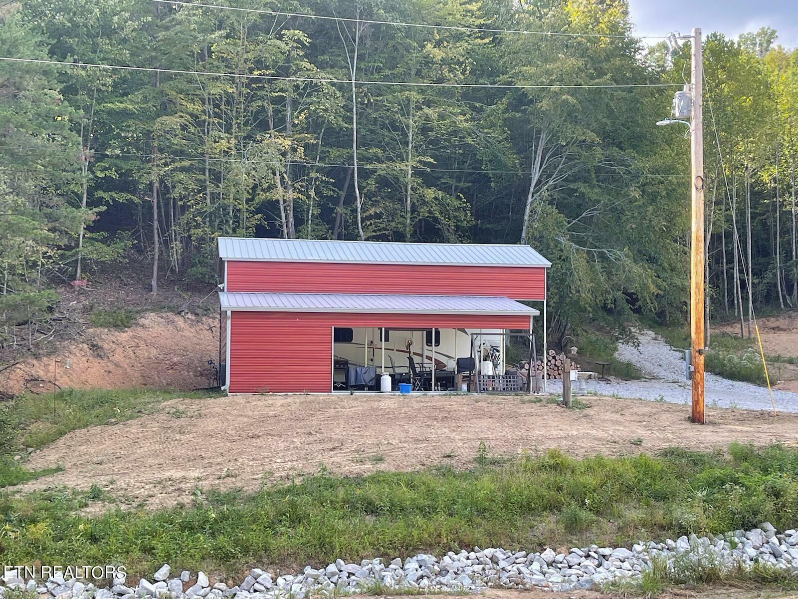 Property Photo:  1863 Old County Garage Rd  TN 37755 