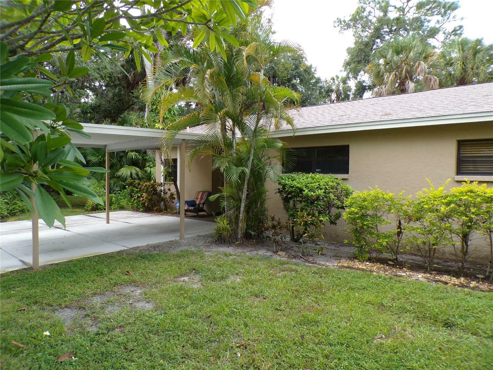 Property Photo: 4973 Village Gardens Drive 50 FL 34234