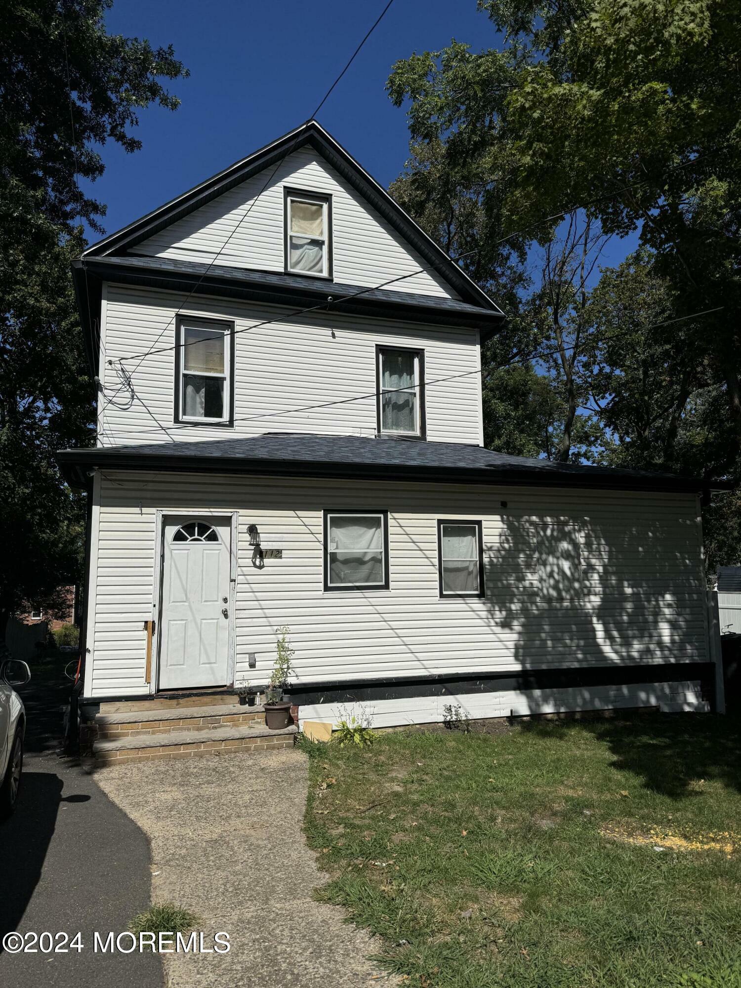 Property Photo:  112 Chestnut Avenue  NJ 07716 