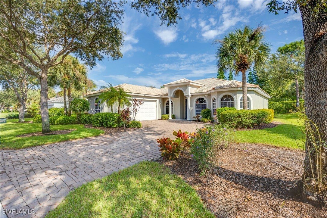 Property Photo:  3906 Recreation Lane  FL 34116 