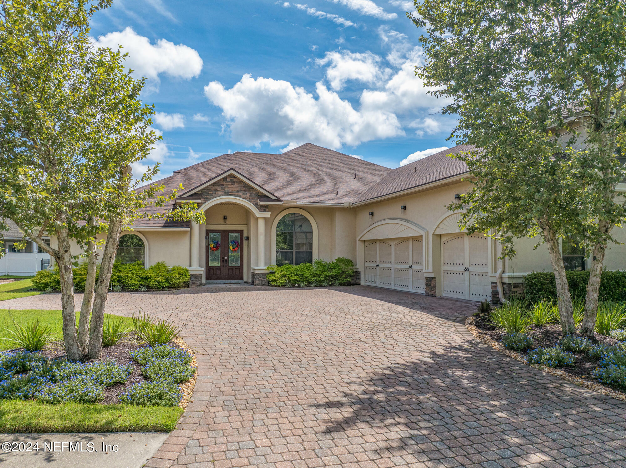 Property Photo:  1613 Fairway Ridge Drive  FL 32003 