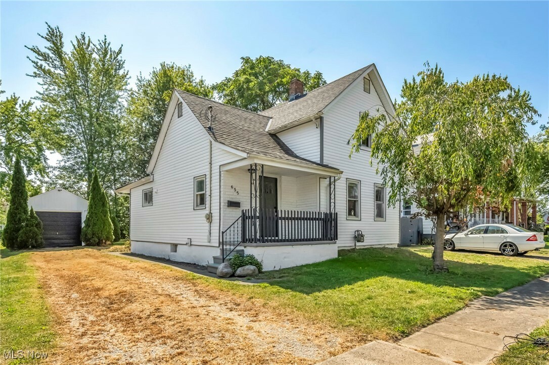 Property Photo:  635 W 24th  OH 44052 