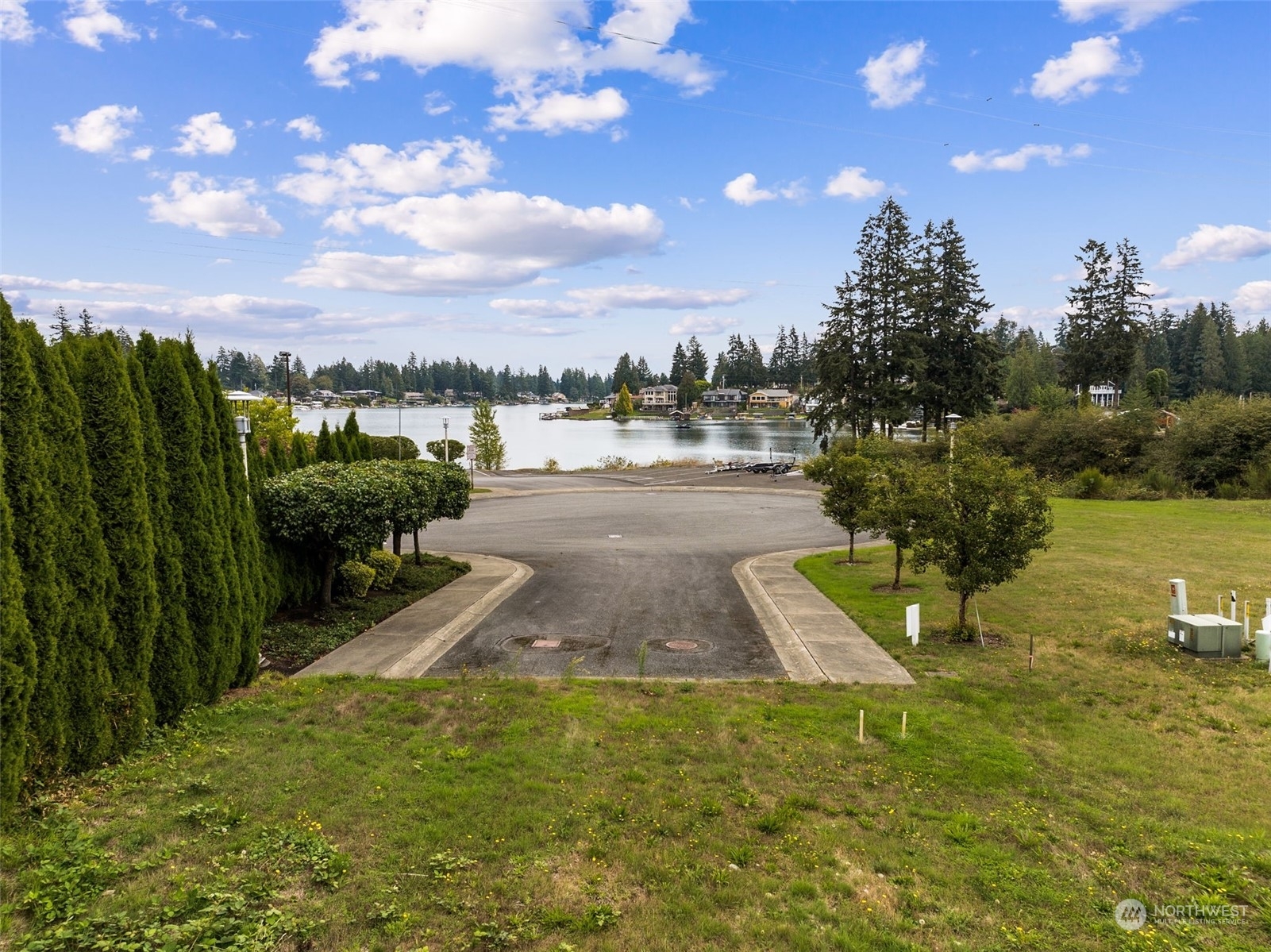 Property Photo:  1828  176th Avenue E  WA 98391 