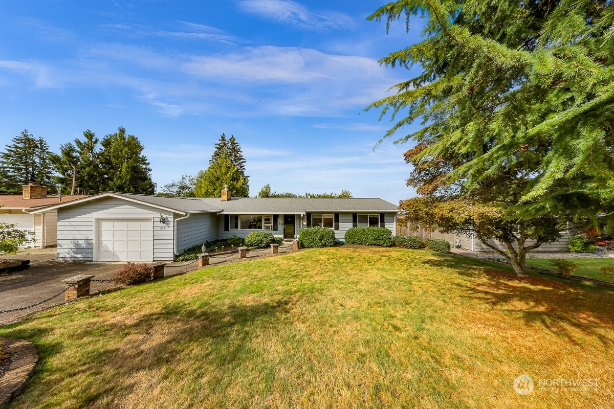 Property Photo:  2123 Erie Street  WA 98229 