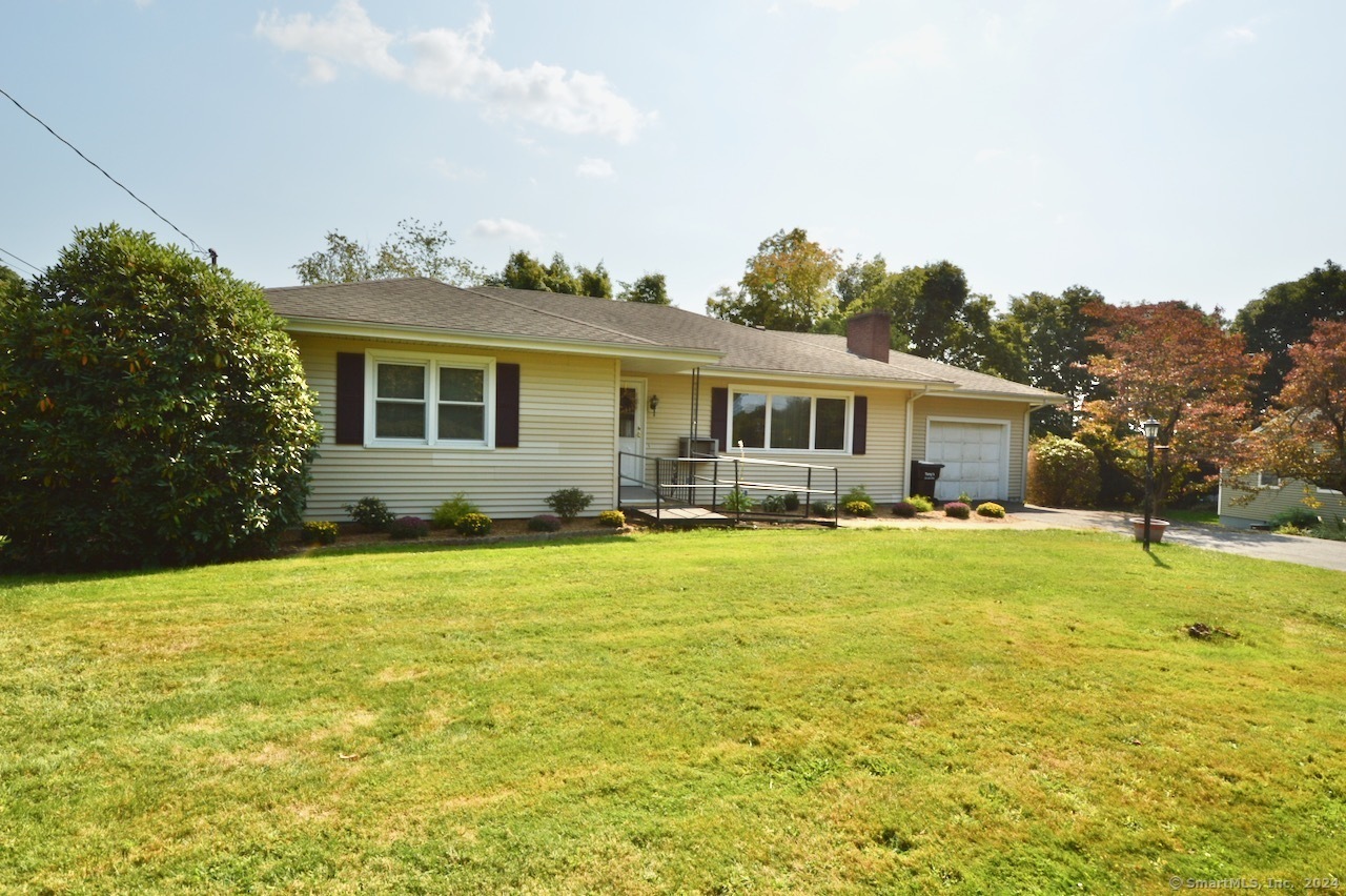 Property Photo:  245 Westview Drive  CT 06450 