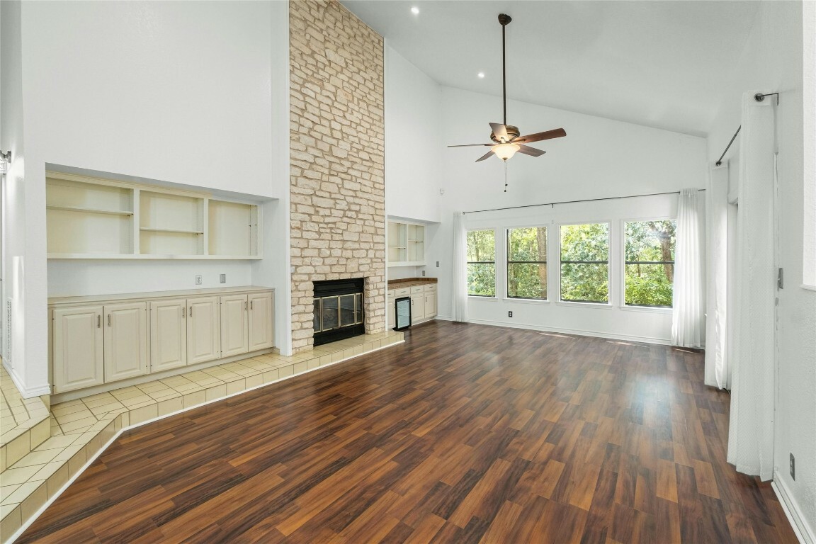 Property Photo:  5705 Sam Houston Circle  TX 78731 