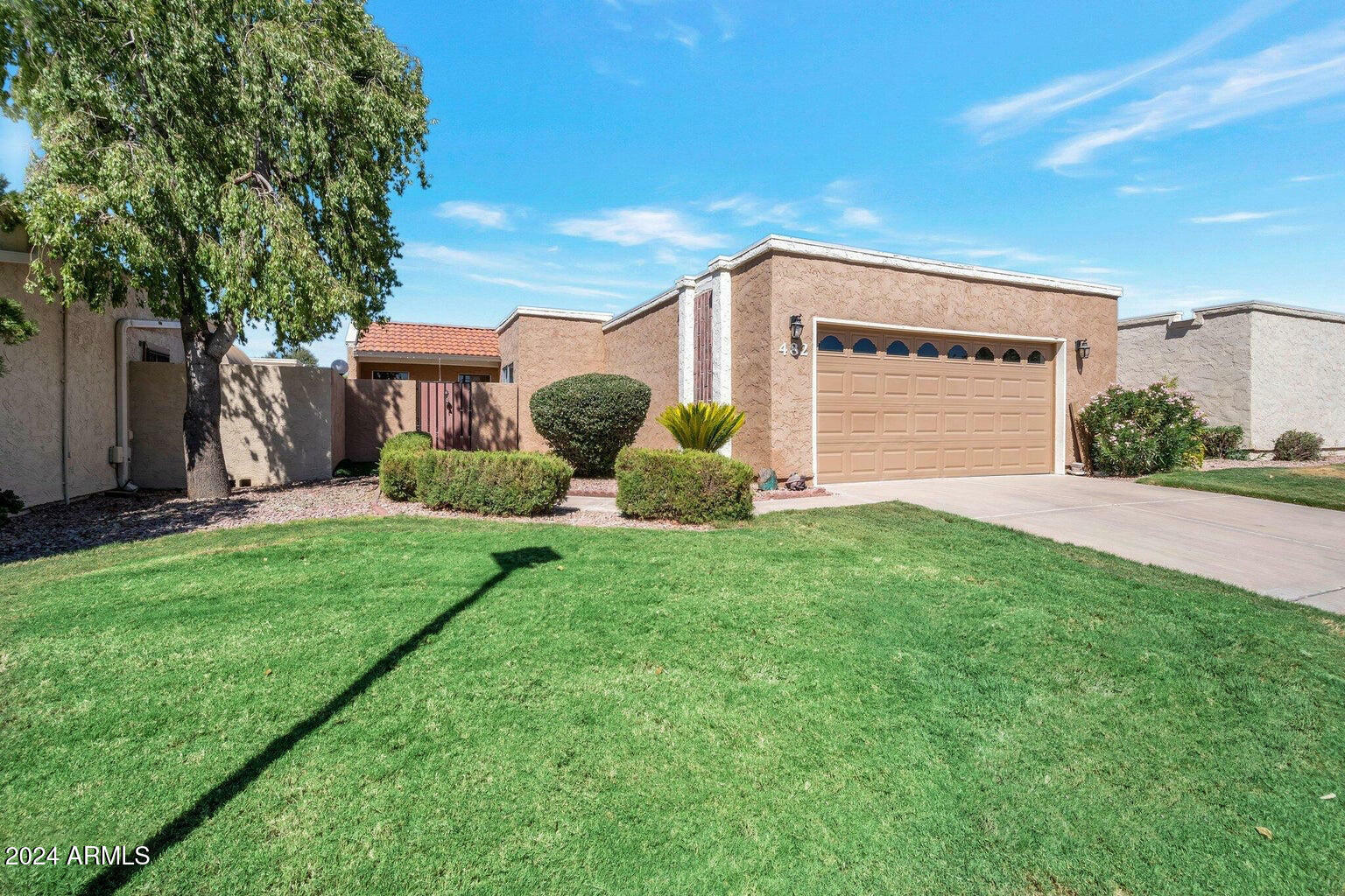 482 Leisure World --  Mesa AZ 85206 photo