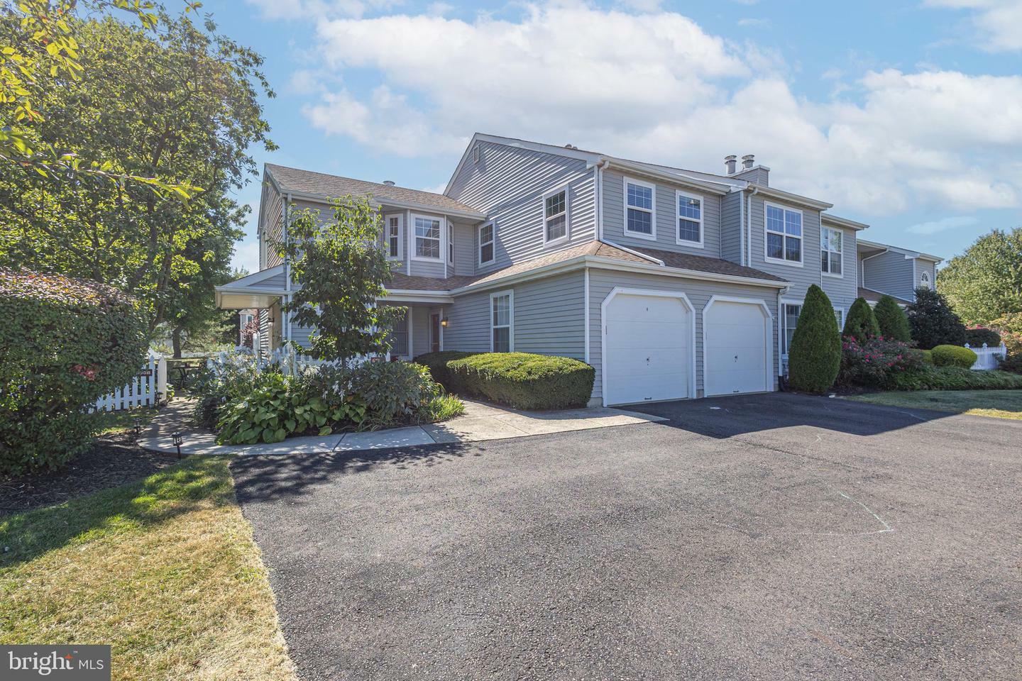 Property Photo:  696 Rose Hollow Drive B  PA 19067 