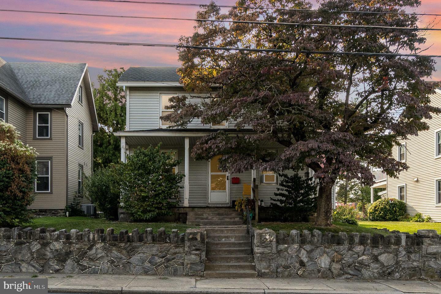 Property Photo:  208 S Church Street  PA 17566 