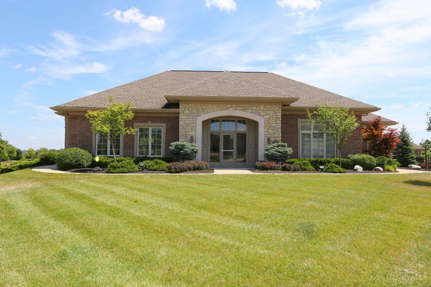 Property Photo:  5826 Springview Circle  OH 45040 