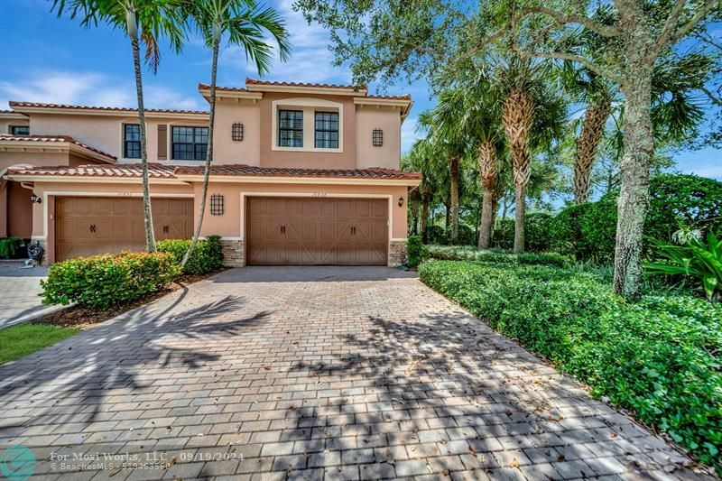 Property Photo: 10898 NW 72nd Place FL 33076