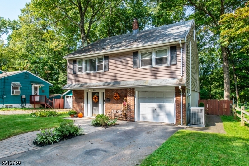 Property Photo:  29 Edgewood Rd  NJ 07456 