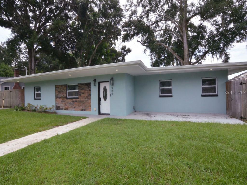 909 E Knollwood Street  Tampa FL 33604 photo