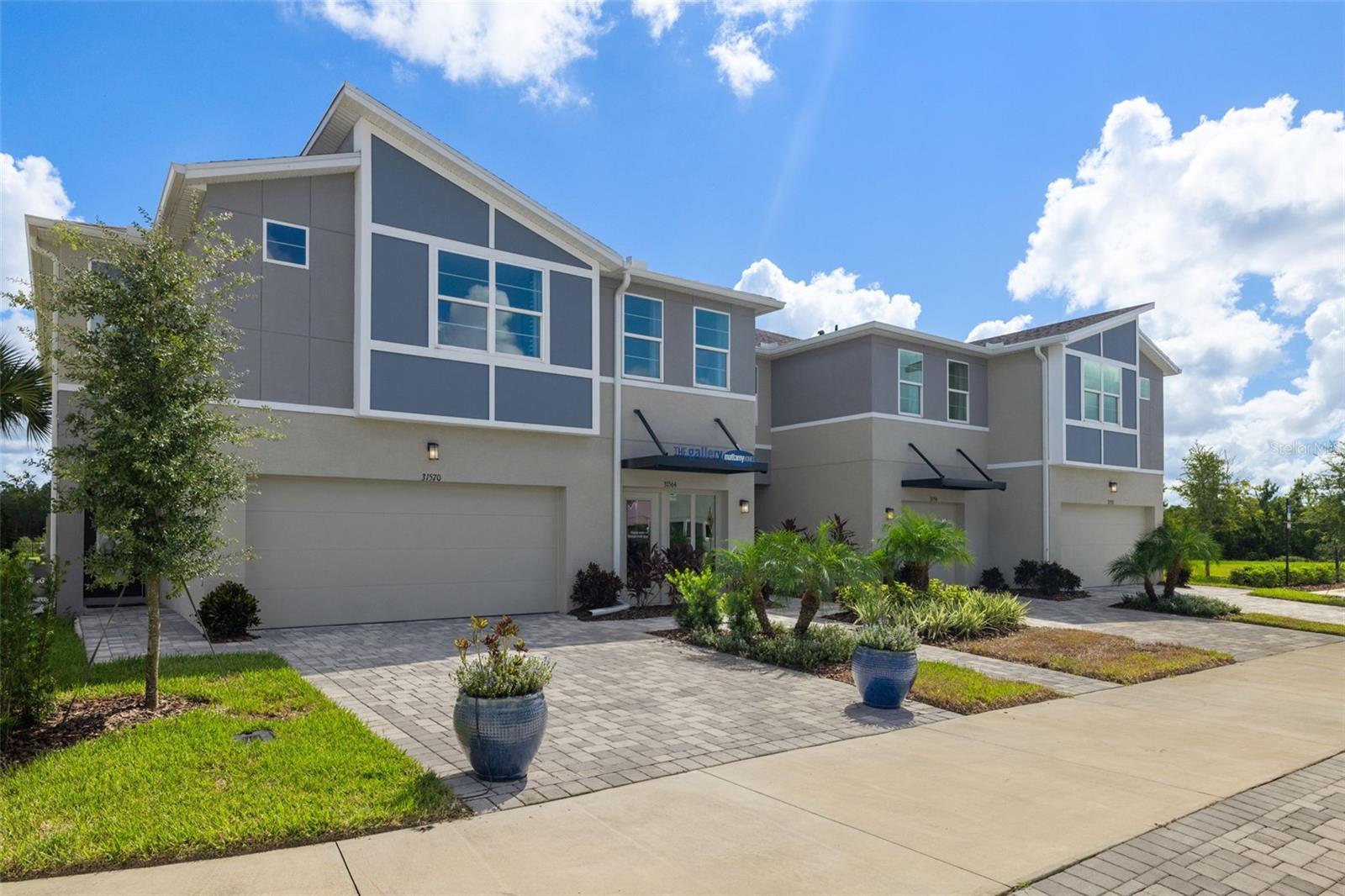 Property Photo: 31564 Woodland Race Loop FL 33545