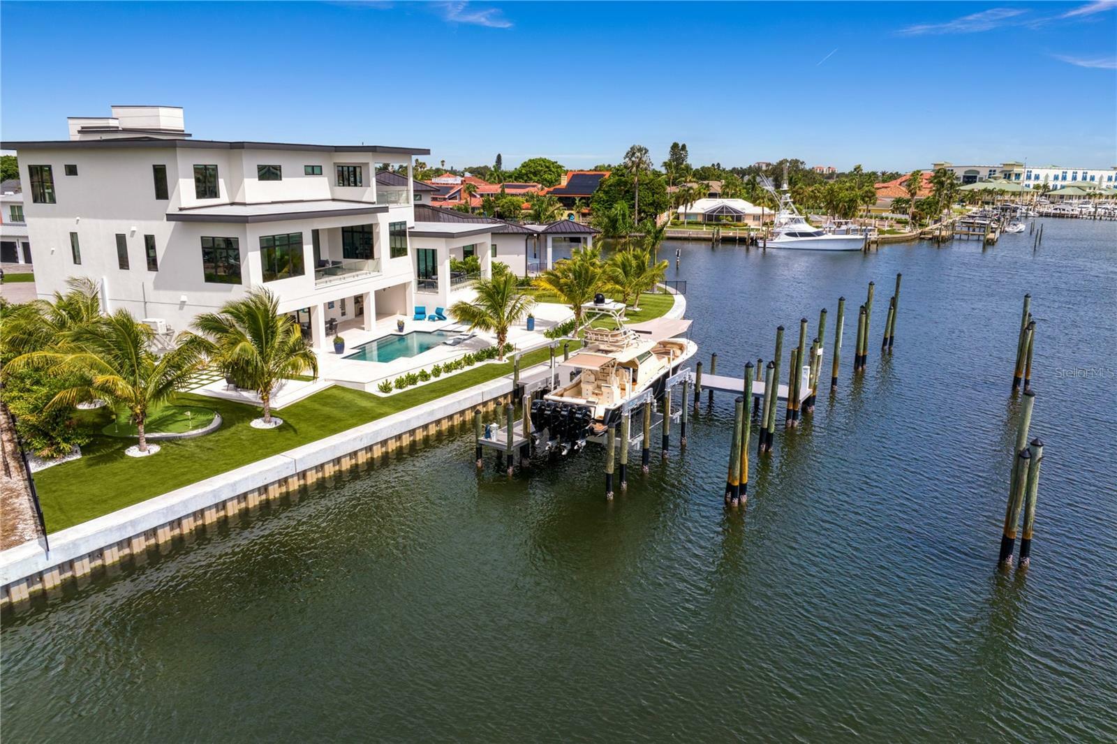 Property Photo:  490 Laguna Drive  FL 33715 