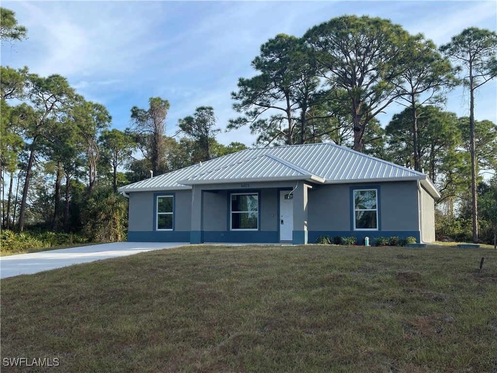 Property Photo: 6023 Pecan Circle FL 33935
