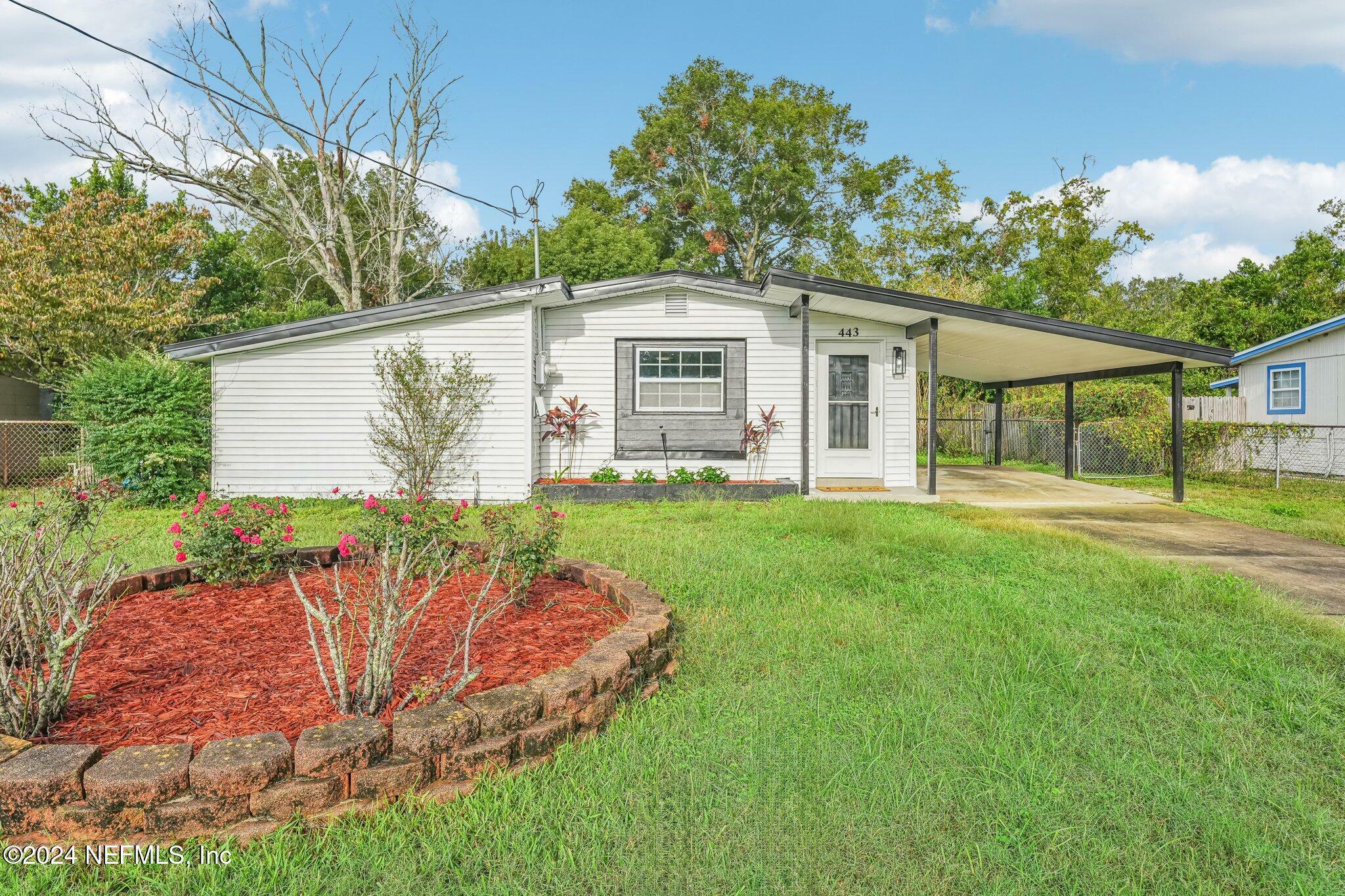 Property Photo:  443 W Clermont Drive  FL 32073 