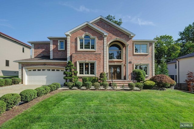 Property Photo:  145 Thomas Drive  NJ 07652 