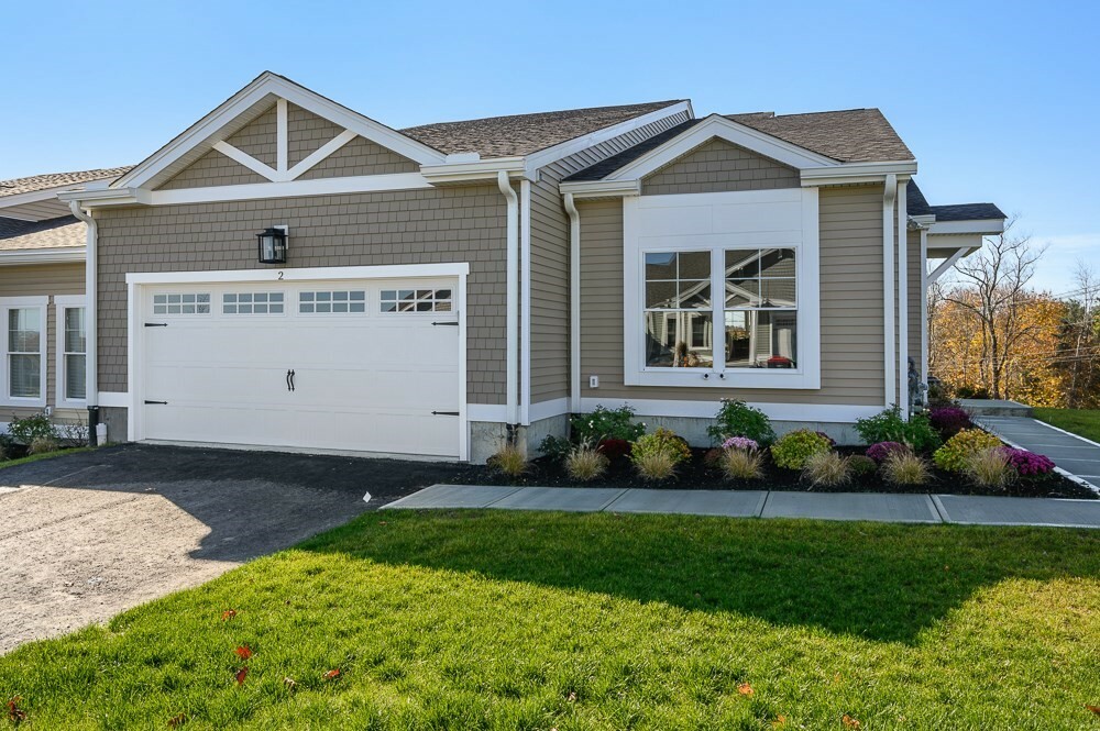 Property Photo:  3 Horizon Drive 3hd  MA 01527 