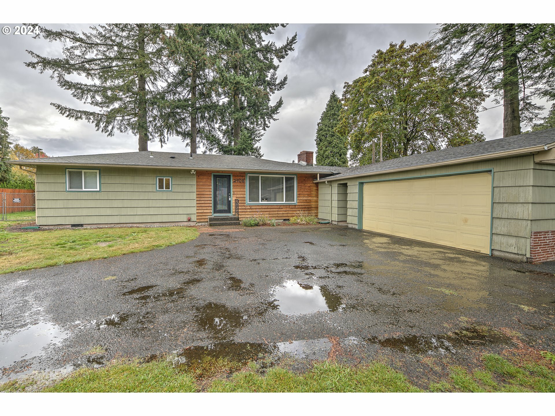 Property Photo:  2908 NE 141st Ave  WA 98682 