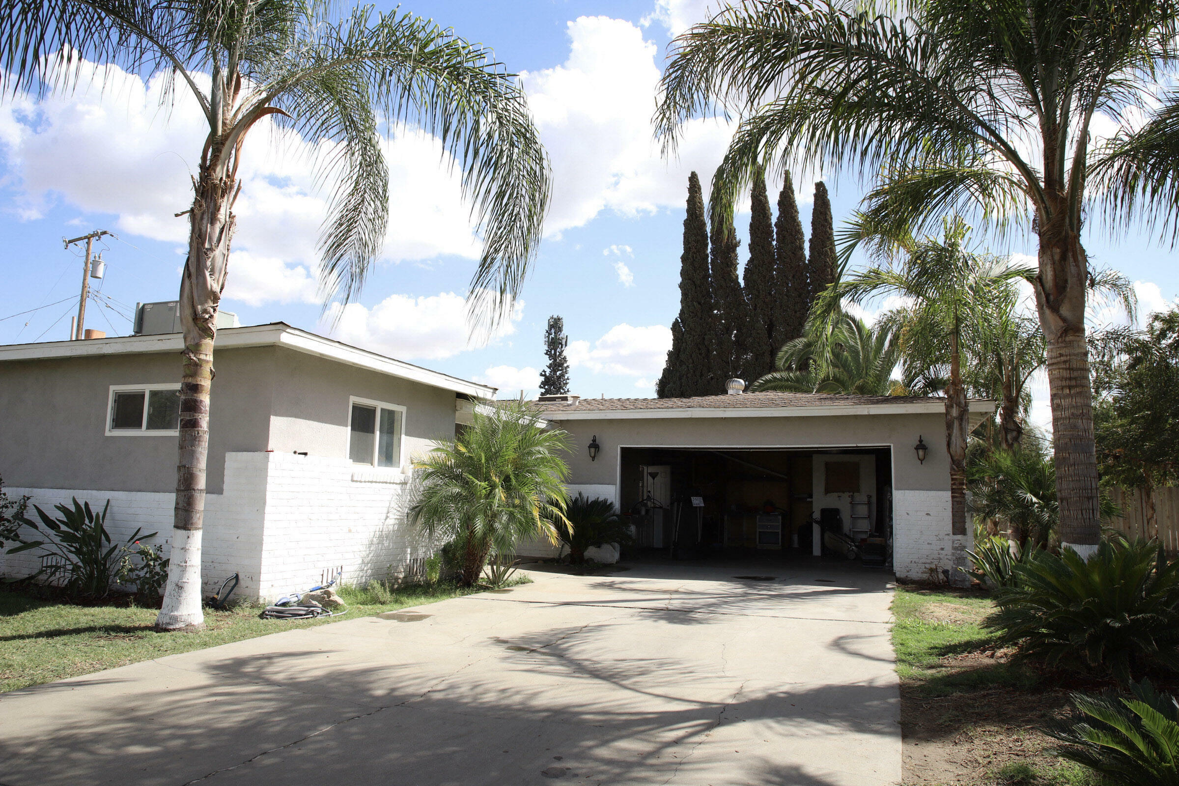 Property Photo:  1683 Tomah Avenue  CA 93257 