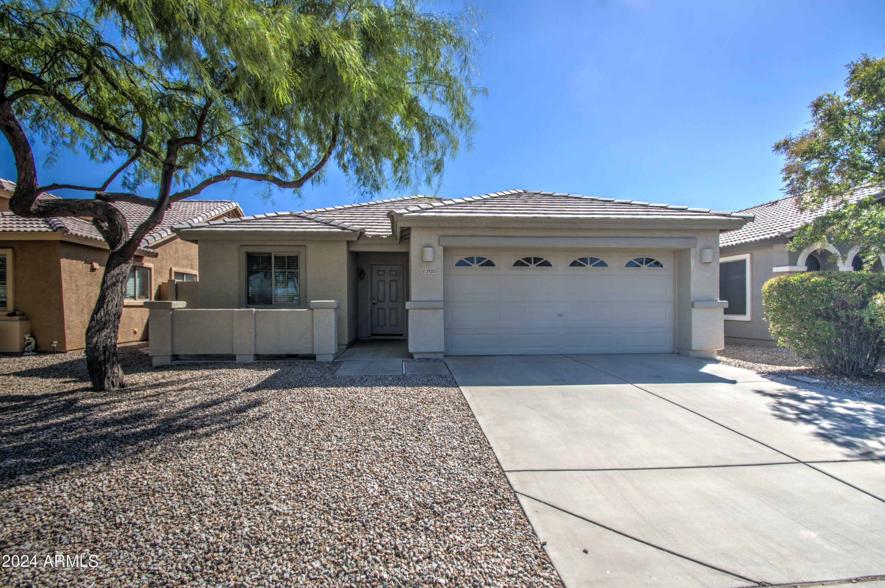 29205 N Yellow Bee Drive  San Tan Valley AZ 85143 photo