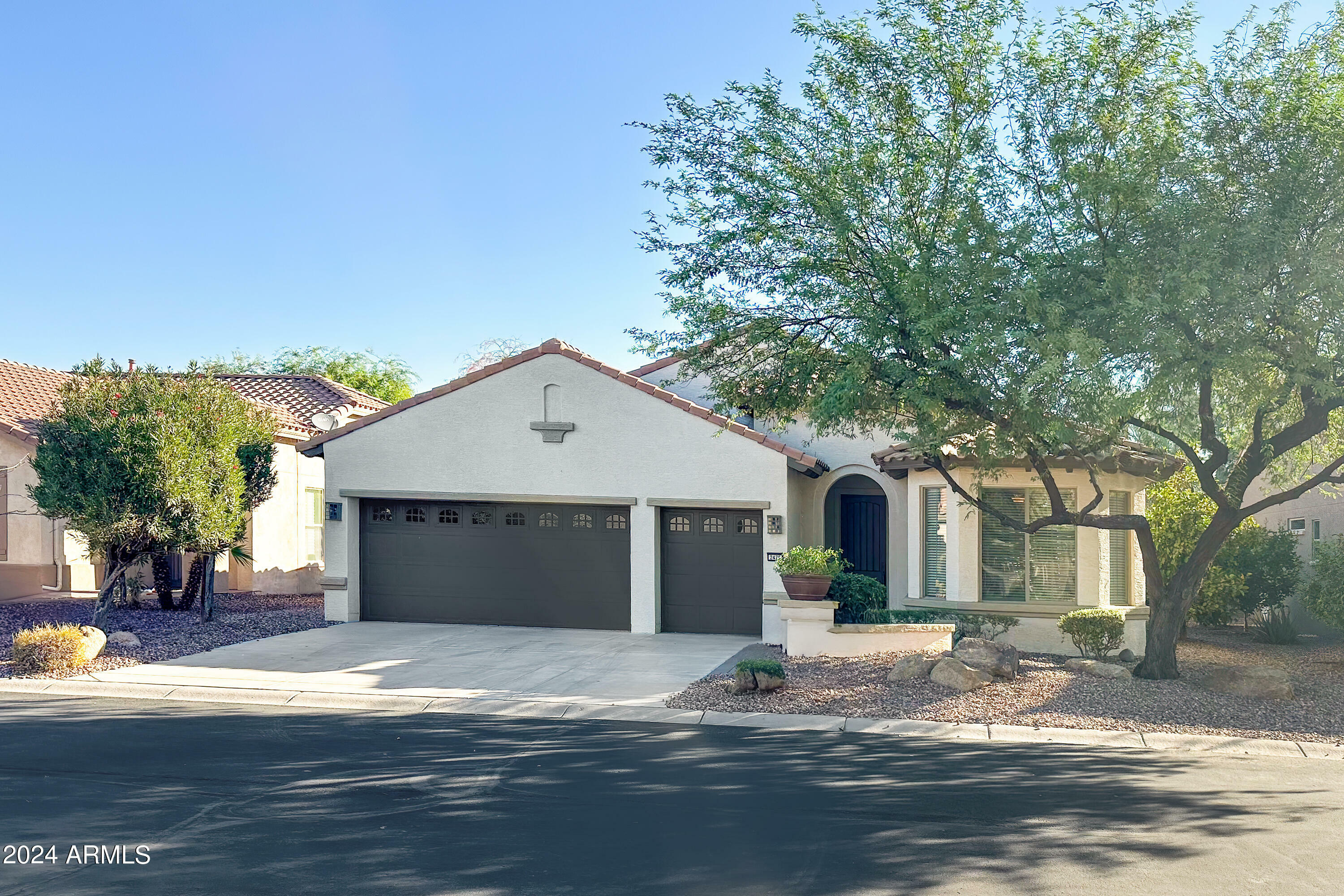 Property Photo:  2475 N 163rd Drive  AZ 85395 