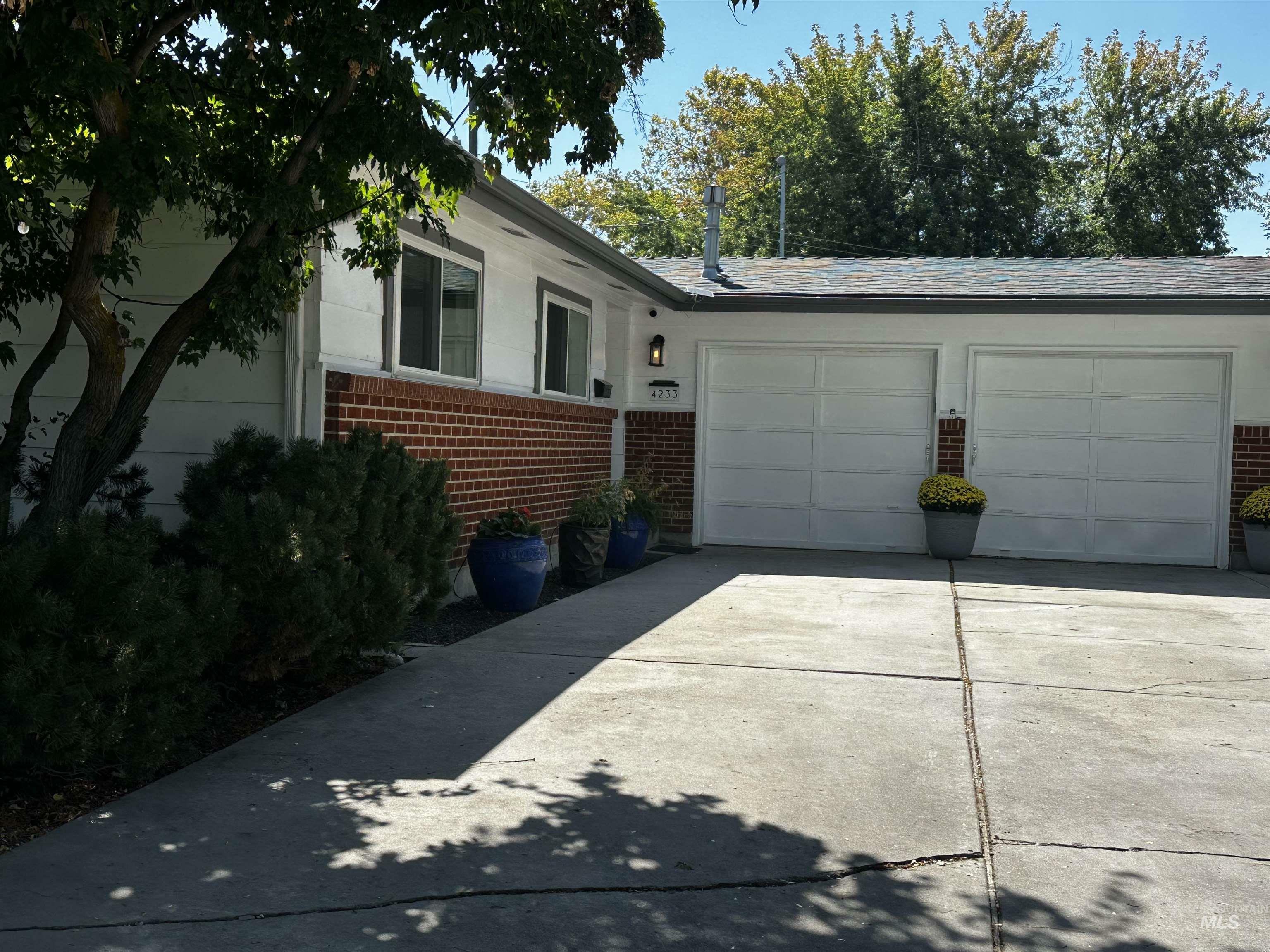 4233 W Meriwether Dr  Boise ID 83705 photo