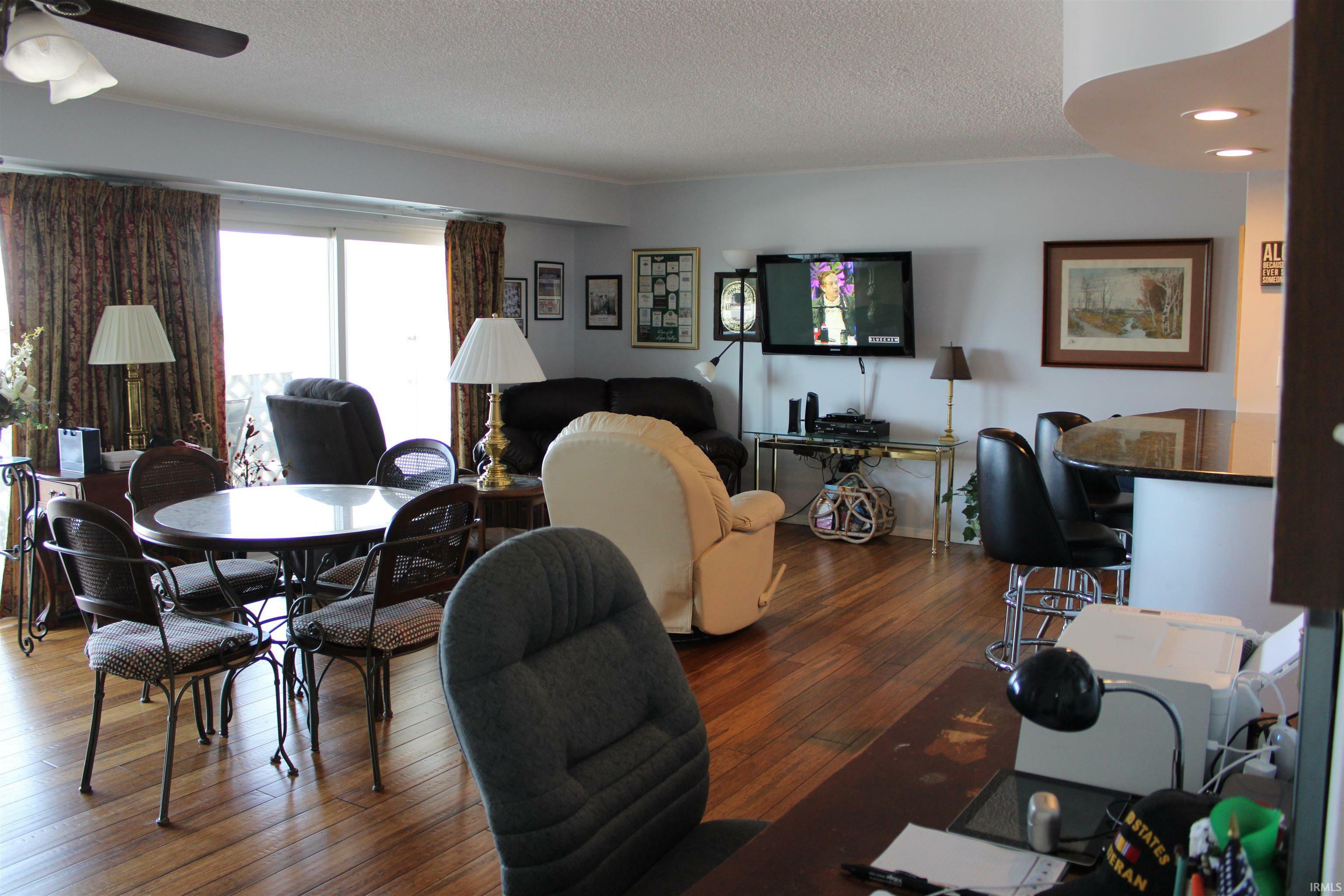 Property Photo:  1100 Erie Avenue 1007  IN 47715-4849 