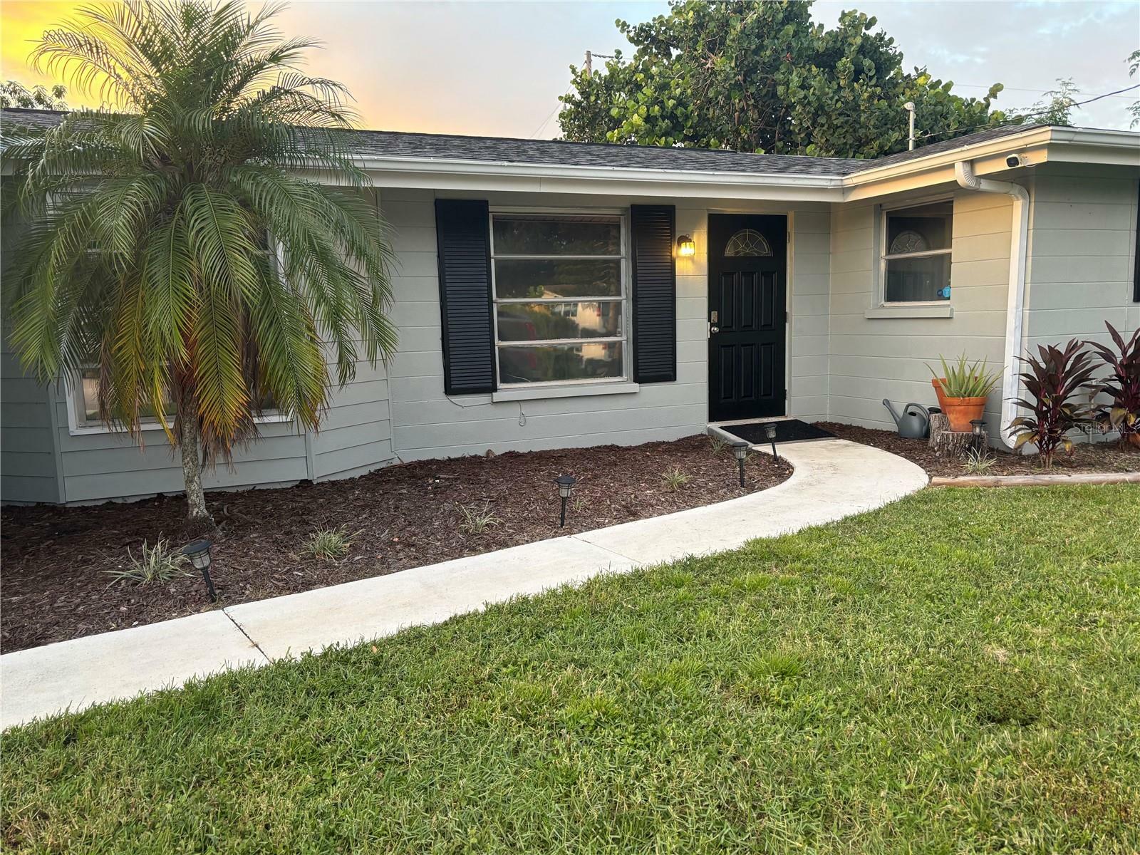 Property Photo:  903 67th Avenue Terrace W  FL 34207 