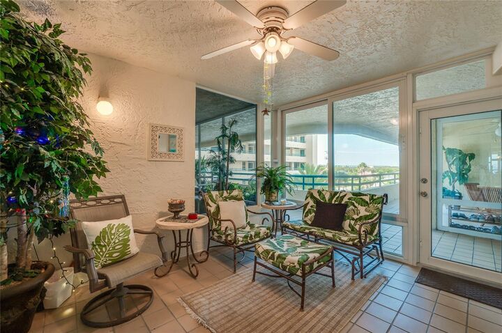 Property Photo: 4555 S Atlantic Avenue 4304 FL 32127