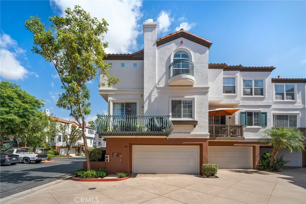 Property Photo:  2838 Ballesteros Lane  CA 92782 