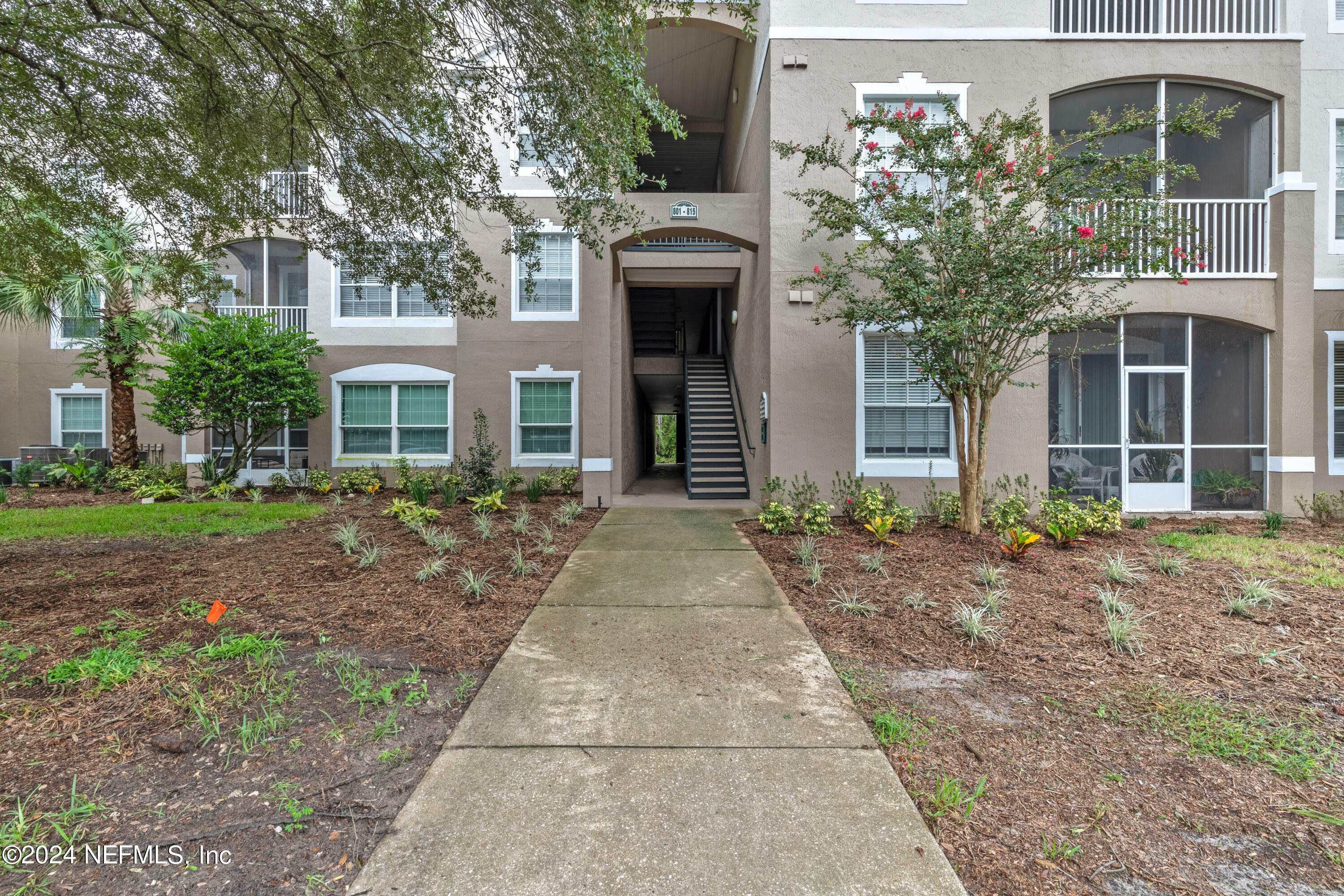 Property Photo:  10550 Baymeadows Road 802  FL 32256 